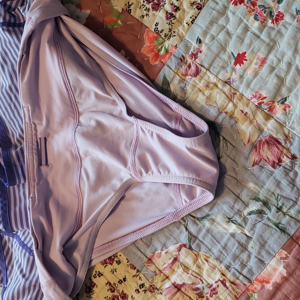 Lululemon Speeds Classic Stripe Iris Flower Pretty Purple size 8 - Picture 5 of 5